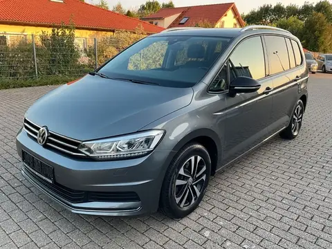 Used VOLKSWAGEN TOURAN Petrol 2019 Ad 