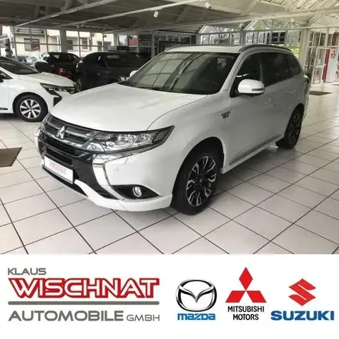 Used MITSUBISHI OUTLANDER Hybrid 2016 Ad 