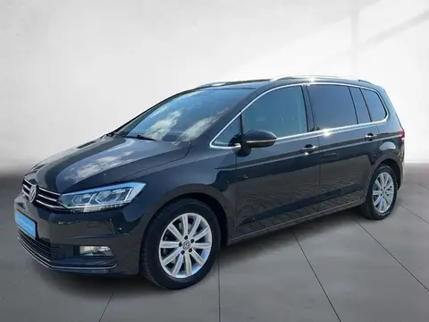 Used VOLKSWAGEN TOURAN Petrol 2017 Ad 