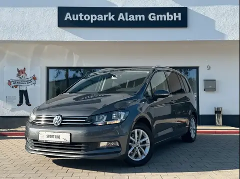 Used VOLKSWAGEN TOURAN Petrol 2016 Ad 