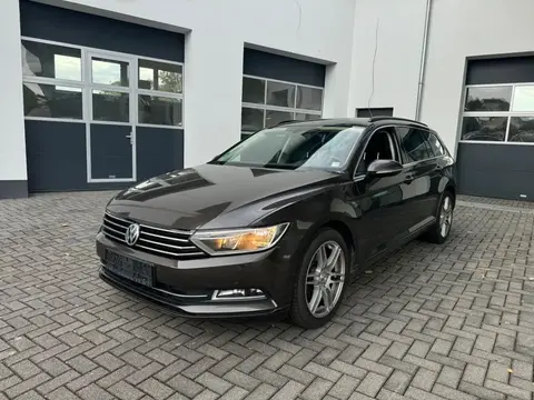 Used VOLKSWAGEN PASSAT Petrol 2015 Ad 