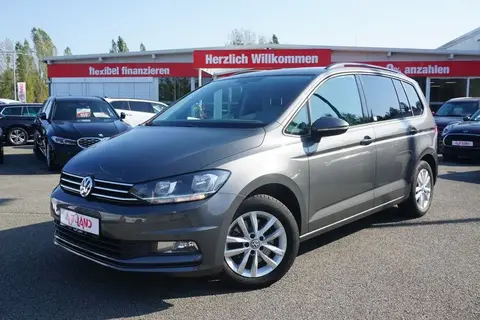 Used VOLKSWAGEN TOURAN Diesel 2015 Ad 