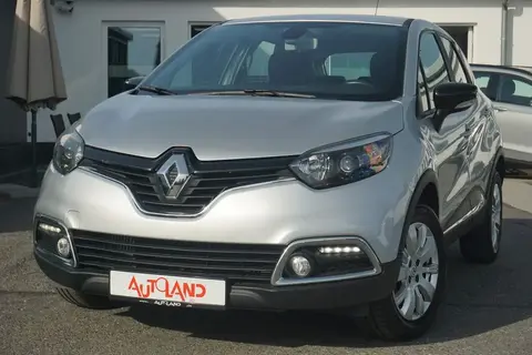 Used RENAULT CAPTUR Petrol 2017 Ad 