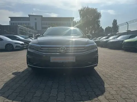 Used VOLKSWAGEN PASSAT Hybrid 2021 Ad 