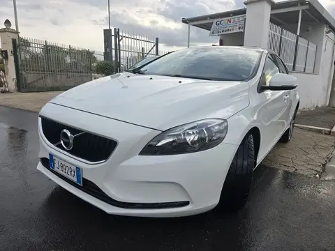 Annonce VOLVO V40 Diesel 2017 d'occasion 