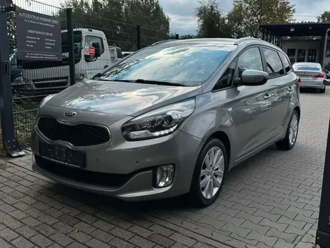 Used KIA CARENS Petrol 2015 Ad 