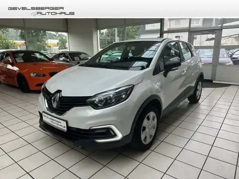 Used RENAULT CAPTUR Petrol 2018 Ad 