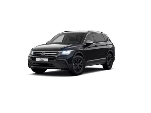 Used VOLKSWAGEN TIGUAN Petrol 2023 Ad 