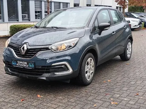 Used RENAULT CAPTUR Petrol 2019 Ad 