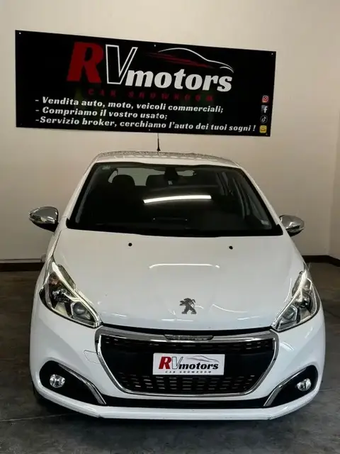 Used PEUGEOT 208 Petrol 2015 Ad 