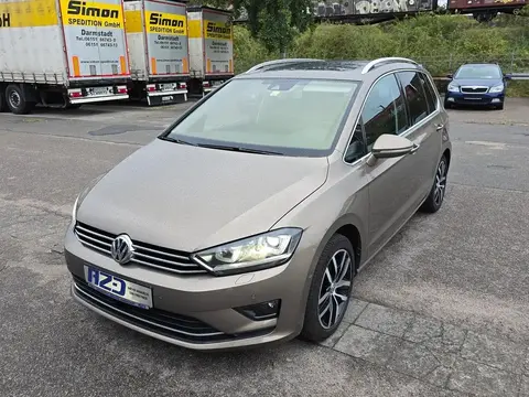 Used VOLKSWAGEN GOLF Petrol 2015 Ad 