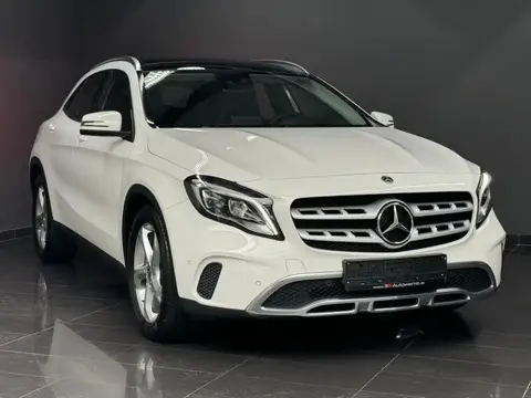 Used MERCEDES-BENZ CLASSE GLA Petrol 2019 Ad 