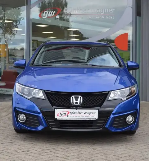 Used HONDA CIVIC Petrol 2015 Ad 