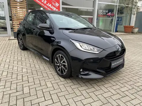 Used TOYOTA YARIS Hybrid 2021 Ad 