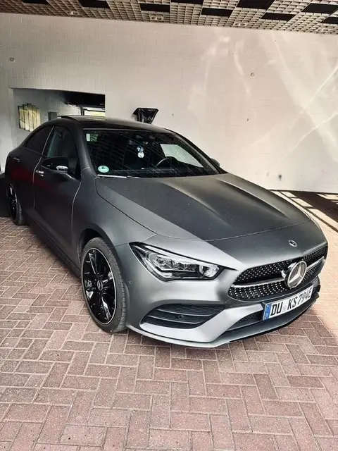 Used MERCEDES-BENZ CLASSE CLA Hybrid 2022 Ad 