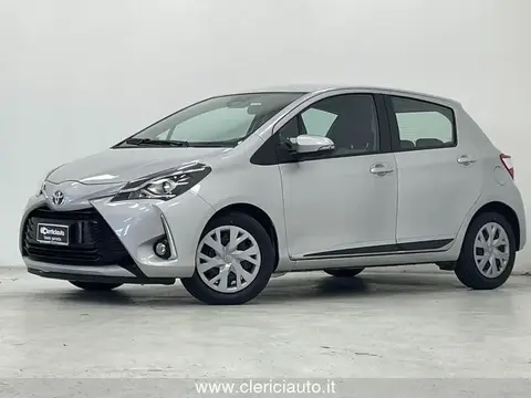 Used TOYOTA YARIS Hybrid 2019 Ad 