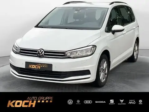 Used VOLKSWAGEN TOURAN Petrol 2020 Ad 