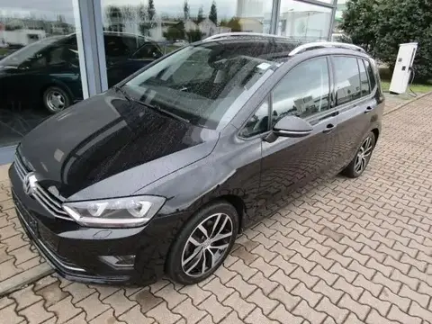 Used VOLKSWAGEN GOLF Petrol 2017 Ad 