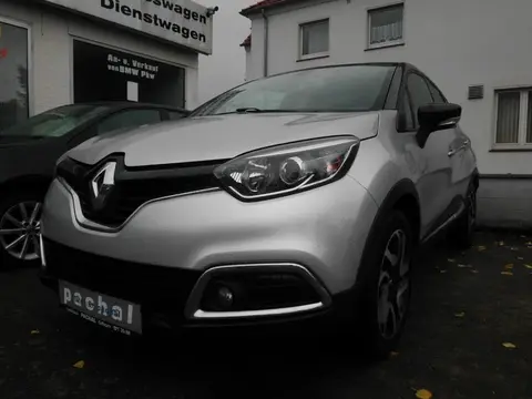 Used RENAULT CAPTUR Petrol 2016 Ad 