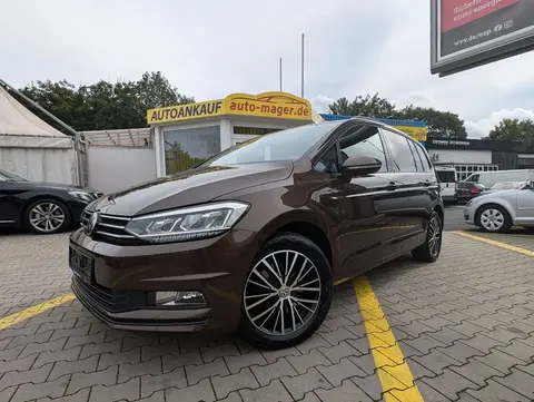 Used VOLKSWAGEN TOURAN Petrol 2016 Ad 