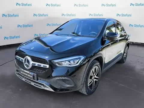 Used MERCEDES-BENZ CLASSE GLA Hybrid 2021 Ad 