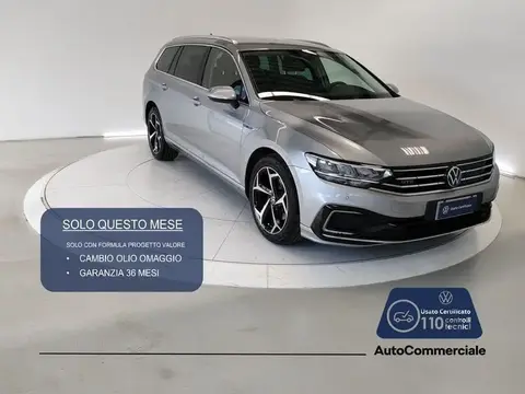 Used VOLKSWAGEN PASSAT Hybrid 2023 Ad 