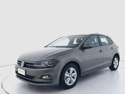 Used VOLKSWAGEN POLO  2019 Ad 