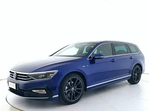 Used VOLKSWAGEN PASSAT  2024 Ad 