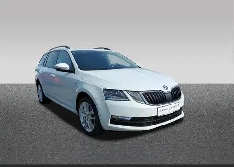 Used SKODA OCTAVIA Petrol 2018 Ad 