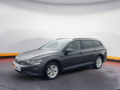 Used VOLKSWAGEN PASSAT Petrol 2024 Ad 