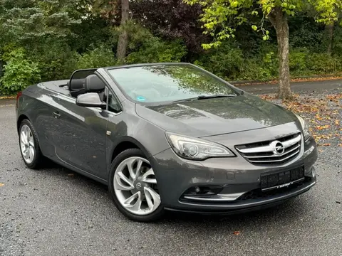 Used OPEL CASCADA Petrol 2015 Ad 