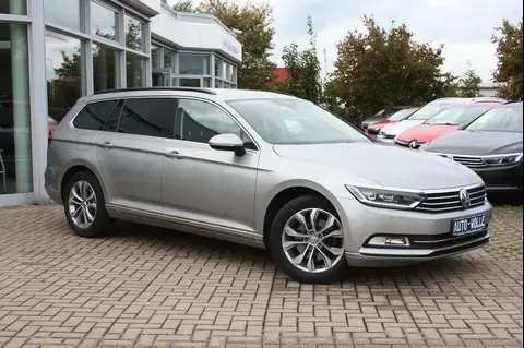 Used VOLKSWAGEN PASSAT Petrol 2017 Ad 