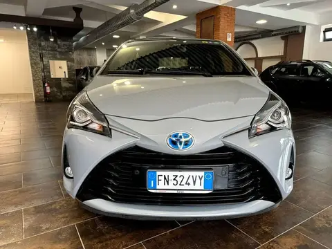 Used TOYOTA YARIS Hybrid 2018 Ad 