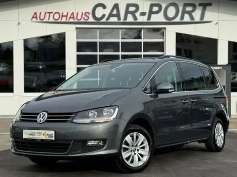 Used VOLKSWAGEN SHARAN Petrol 2019 Ad Germany