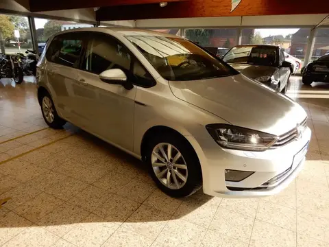 Used VOLKSWAGEN GOLF Petrol 2015 Ad 