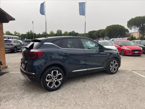 Used RENAULT CAPTUR Hybrid 2022 Ad 