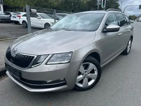 Used SKODA OCTAVIA Petrol 2018 Ad 