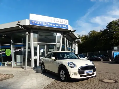 Used MINI ONE Petrol 2015 Ad 