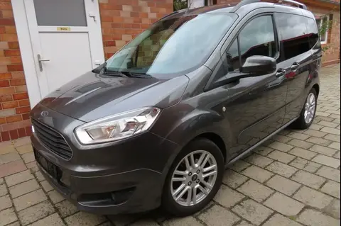 Used FORD TOURNEO Petrol 2017 Ad 