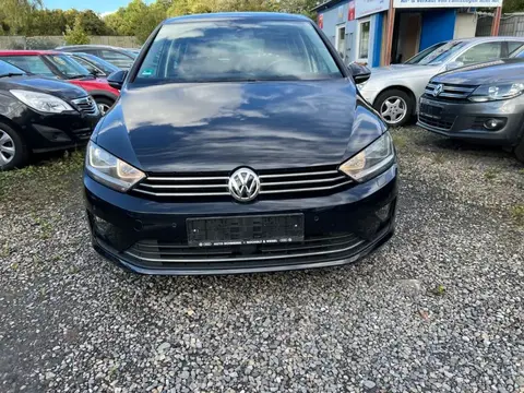 Used VOLKSWAGEN GOLF Petrol 2015 Ad 