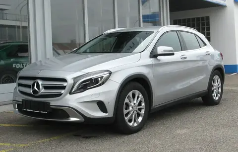 Used MERCEDES-BENZ CLASSE GLA Petrol 2016 Ad 