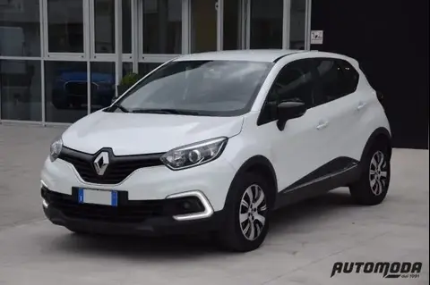 Annonce RENAULT CAPTUR Diesel 2018 d'occasion 