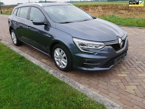 Used RENAULT MEGANE Diesel 2022 Ad 