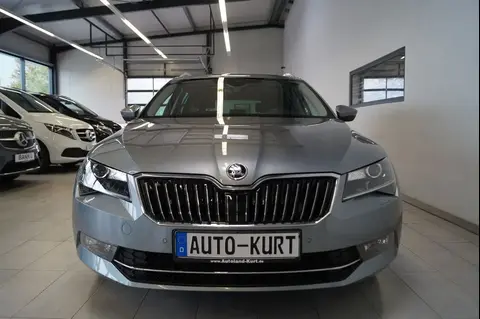 Used SKODA SUPERB Petrol 2017 Ad 