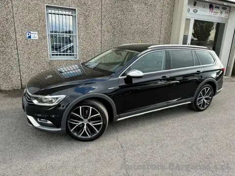 Used VOLKSWAGEN PASSAT Diesel 2019 Ad 