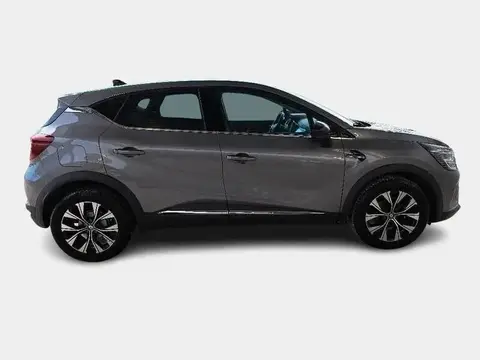 Used RENAULT CAPTUR Petrol 2023 Ad 