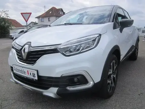 Used RENAULT CAPTUR Petrol 2018 Ad 