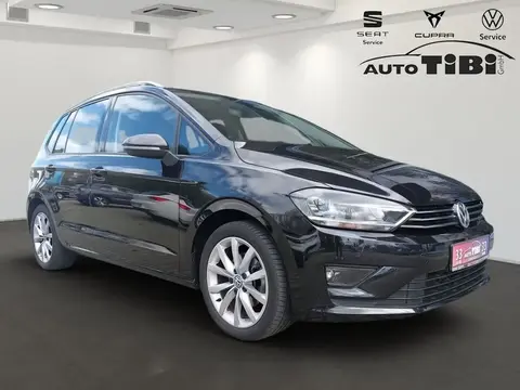 Used VOLKSWAGEN GOLF Petrol 2018 Ad 