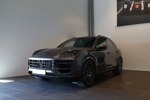 Used PORSCHE CAYENNE Hybrid 2024 Ad 