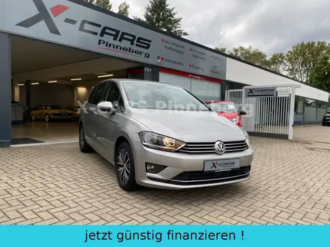 Used VOLKSWAGEN GOLF Petrol 2017 Ad 